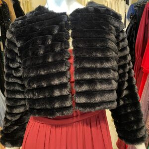 SAQUITO NEGRO SINTETICO CON MANGA