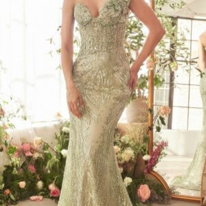 ALQUILER VESTIDO VERDE LENTEJUELAS FLOR EN HOMBRO TALLE XG