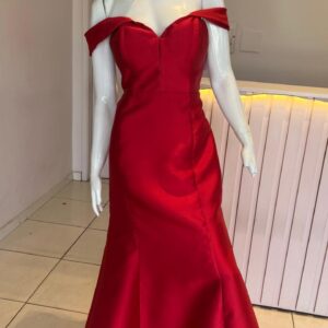 ALQUILER VESTIDO ROJO MANGAS CAIDAS CORTE SIRENA TALLE M