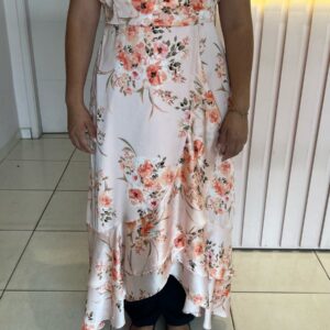 ALQUILERVESTIDO CORAL ESTAMPADO TALLE XG