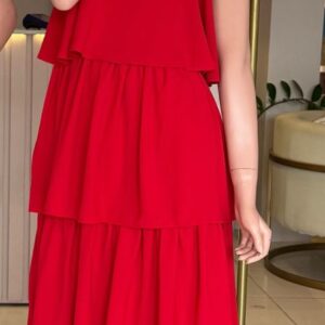 ALQUILER VESTIDO MIDI ROJO CAPAS TALLE P