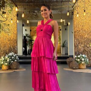 ALQUILER VESTIDO FUCSIA CAPITAS PLIZADO TALLE P