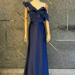 ALQUILER VESTIDO AZUL MARINO HOMBRO VOLADOS TALLE P
