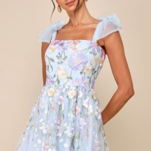 ALQUILER VESTIDO CELESTE TUL FLORES 3D CORTO P