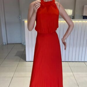 ALQUILER VESTIDO ROJO NARANJA PLIZADO CUELLO HALTER TALLE M