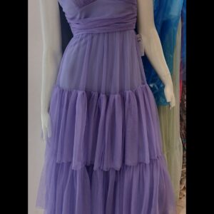 ALQUILER VESTIDO LAVANDA TUL CAPAS TIRAS TALLE P