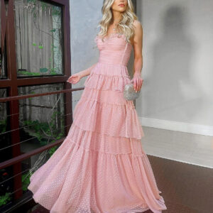 ALQUILER VESTIDO ROSA TUL MOTAS CAPAS EN FALDA TALLE P