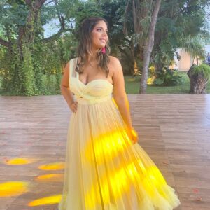 ALQUILER VESTIDO AMARILLO TUL 2 PIEZAS TALLE M